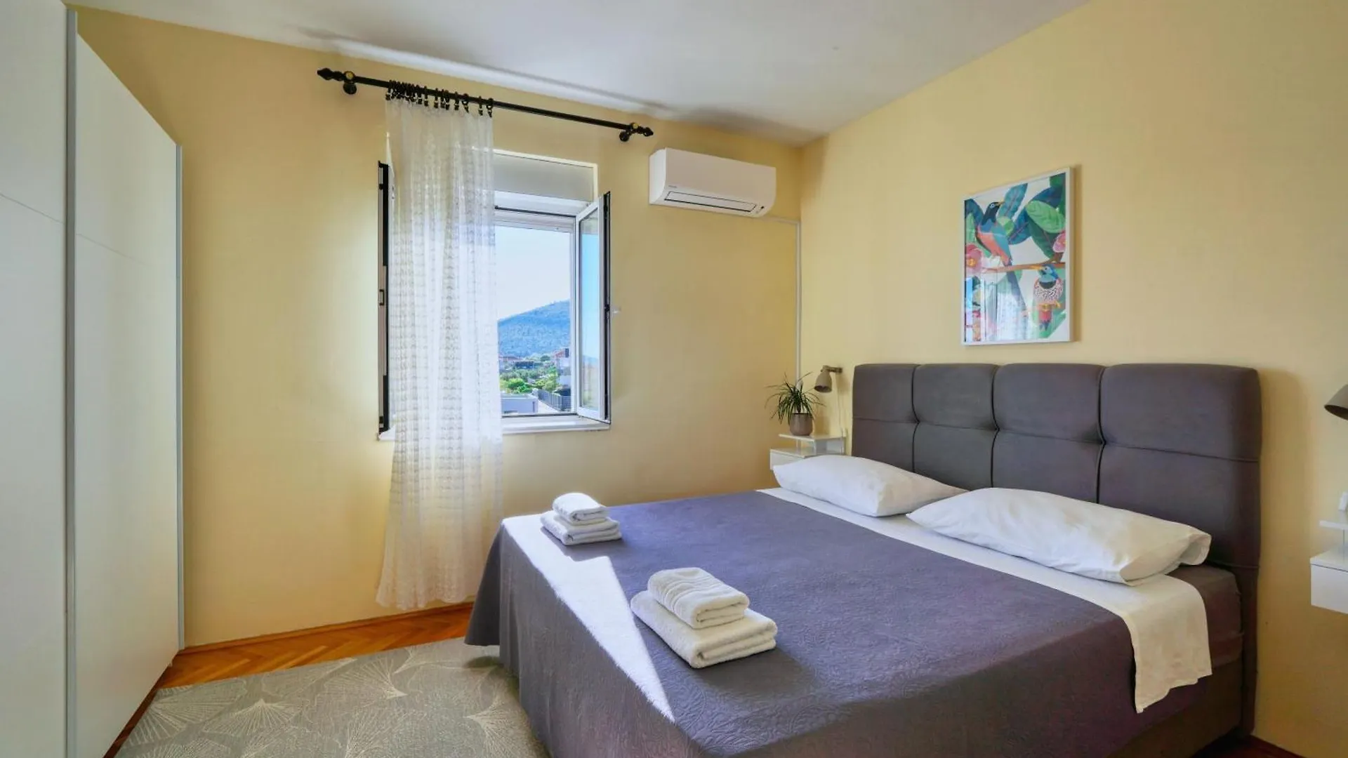 Apartment Apartmani Ana 10 Min. Hoda Od Centra Trogira