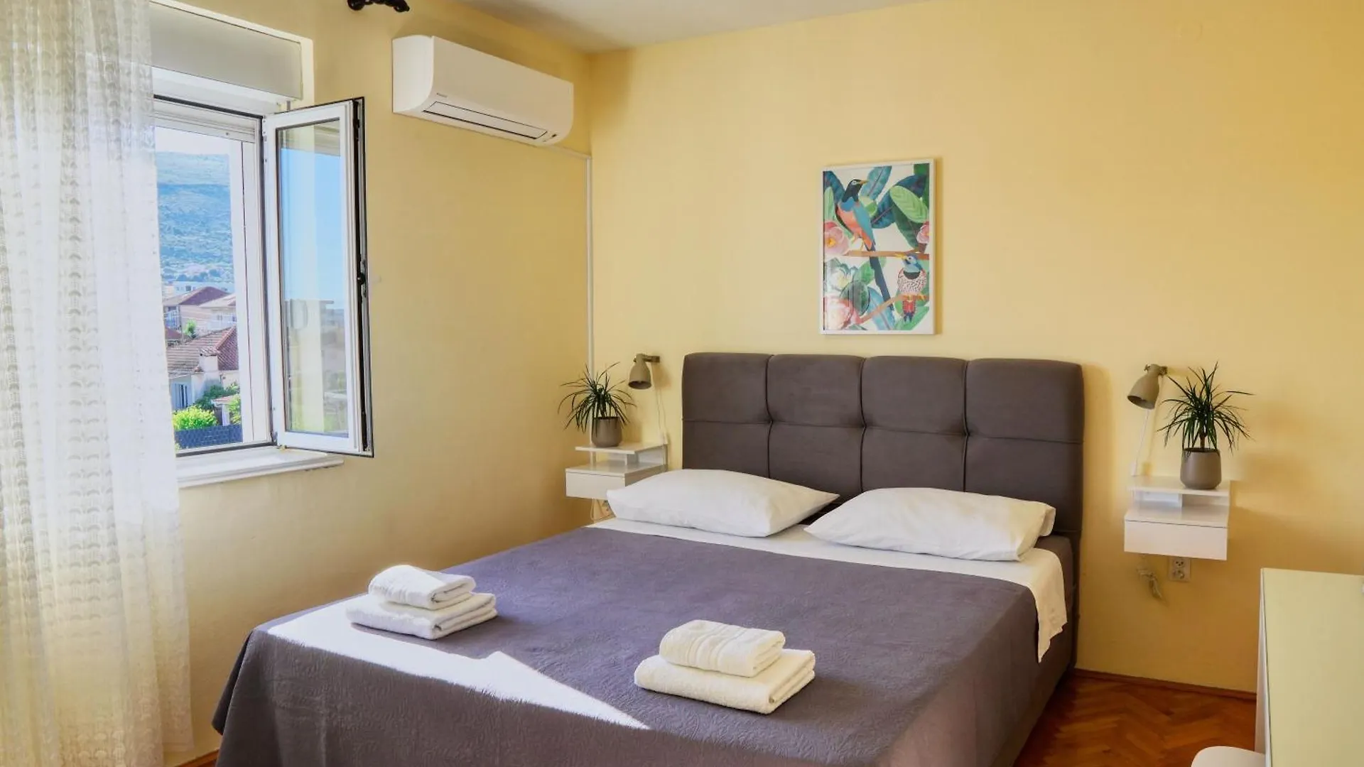 Apartmani Ana 10 Min. Hoda Od Centra Trogira Apartment Trogir